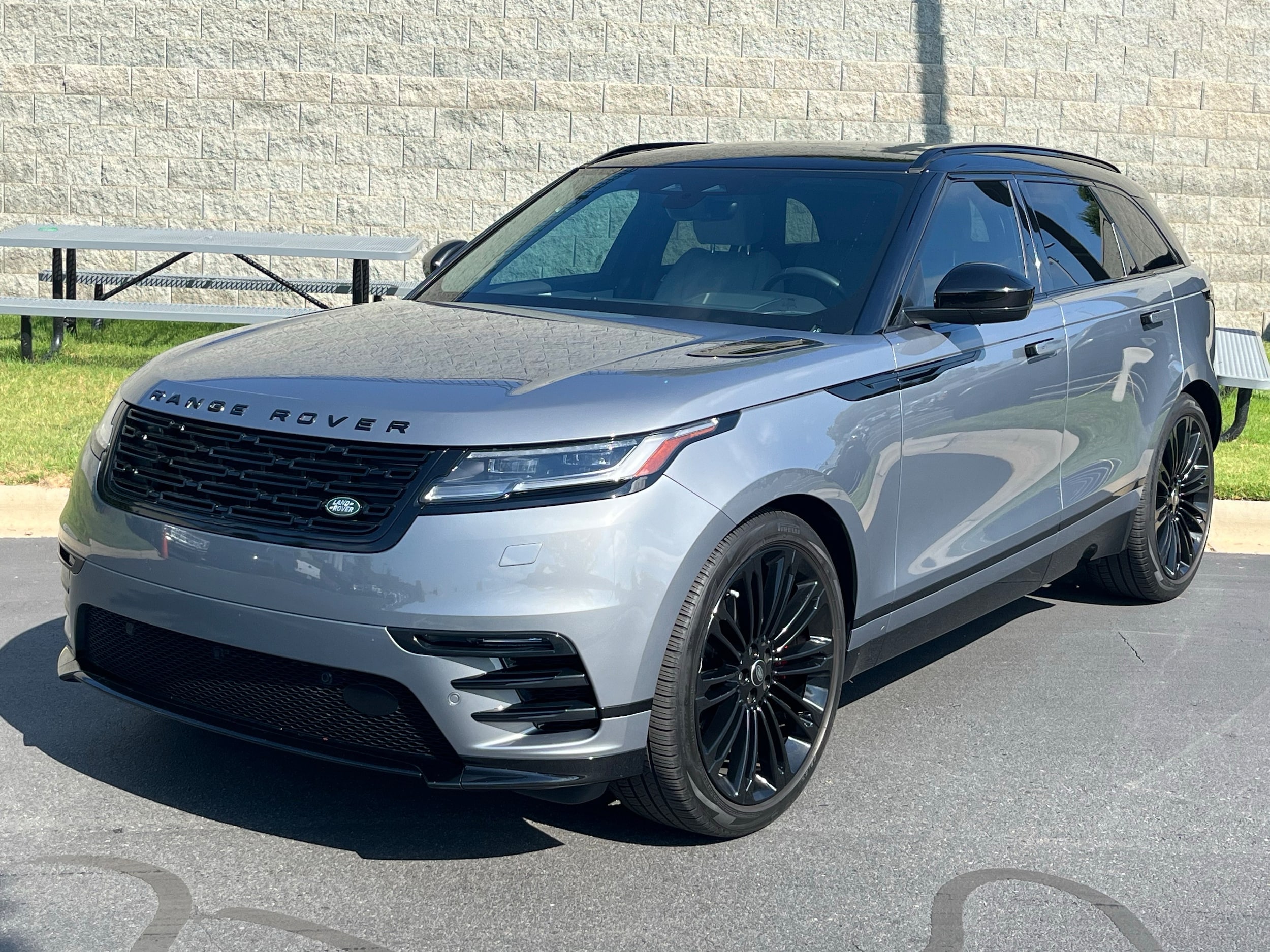 land rover range rover velar 2024 SALYL2EXXRA371453 image land rover range rover velar 2024 SALYL2EXXRA371453 image